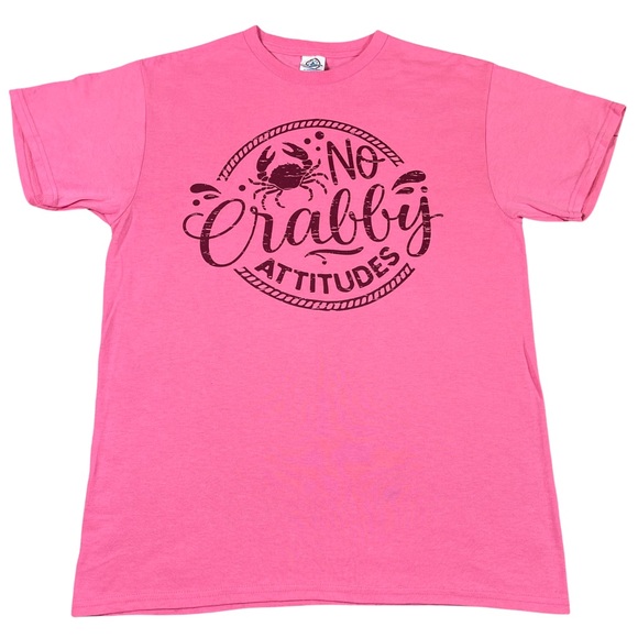 Delta Pro Weight medium hot pink shirt w/funny quote “No Crabby Attitudes” NWOT - Picture 1 of 6